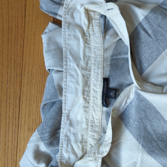 Banana Republic rugby print gray and cream striped collared shirt size XL - Picture 10 of 10